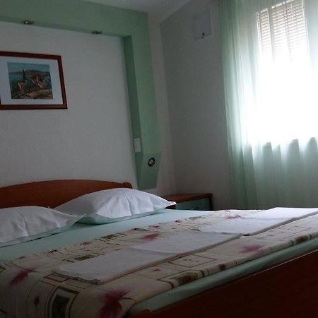 Apartmani Kontic บาชกาโวดา ภายนอก รูปภาพ