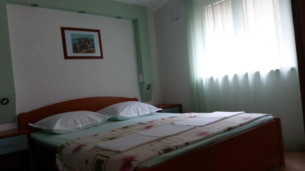 Apartmani Kontic บาชกาโวดา ภายนอก รูปภาพ