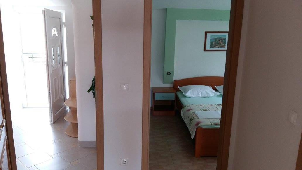 Apartmani Kontic บาชกาโวดา ภายนอก รูปภาพ