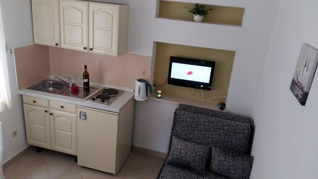 Apartmani Kontic บาชกาโวดา ภายนอก รูปภาพ