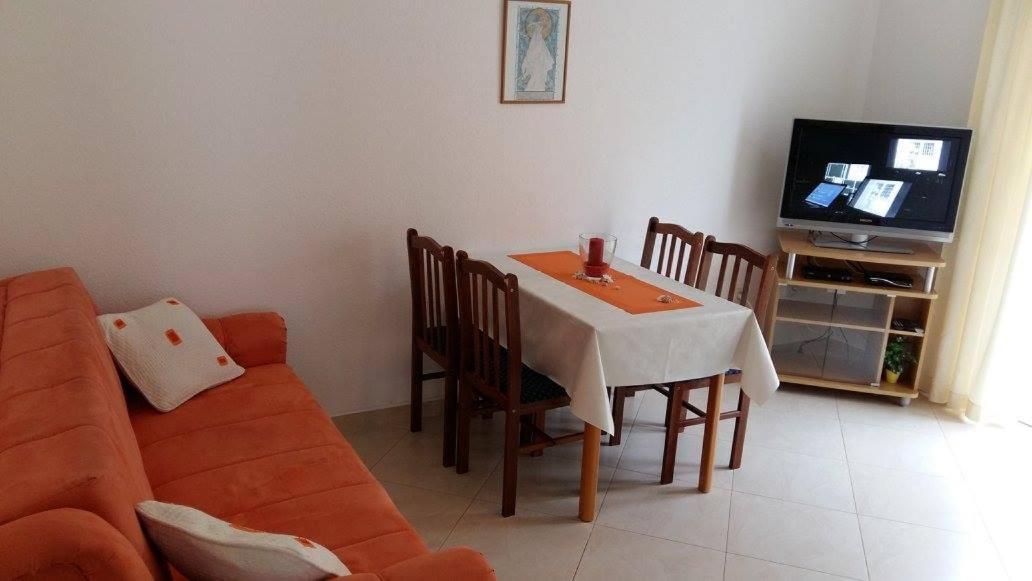 Apartmani Kontic บาชกาโวดา ภายนอก รูปภาพ