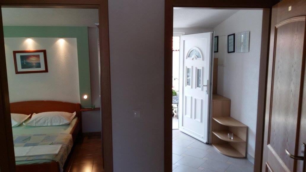 Apartmani Kontic บาชกาโวดา ภายนอก รูปภาพ