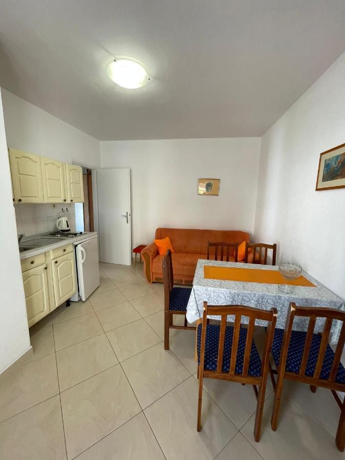 Apartmani Kontic บาชกาโวดา ภายนอก รูปภาพ